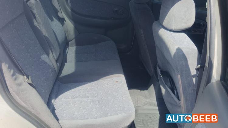 KIA Spectra 2000