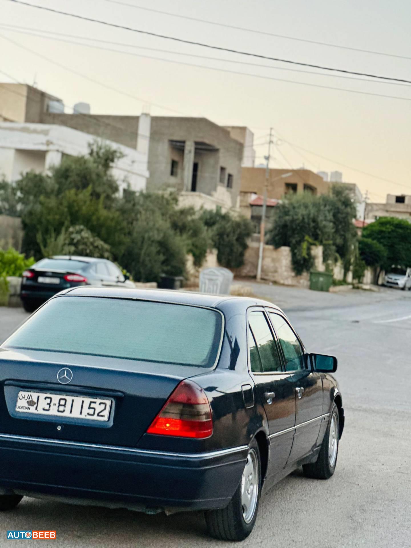 مرسيدس بنز C200 1996