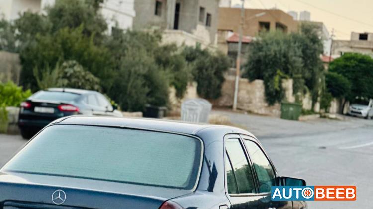 مرسيدس بنز C200 1996