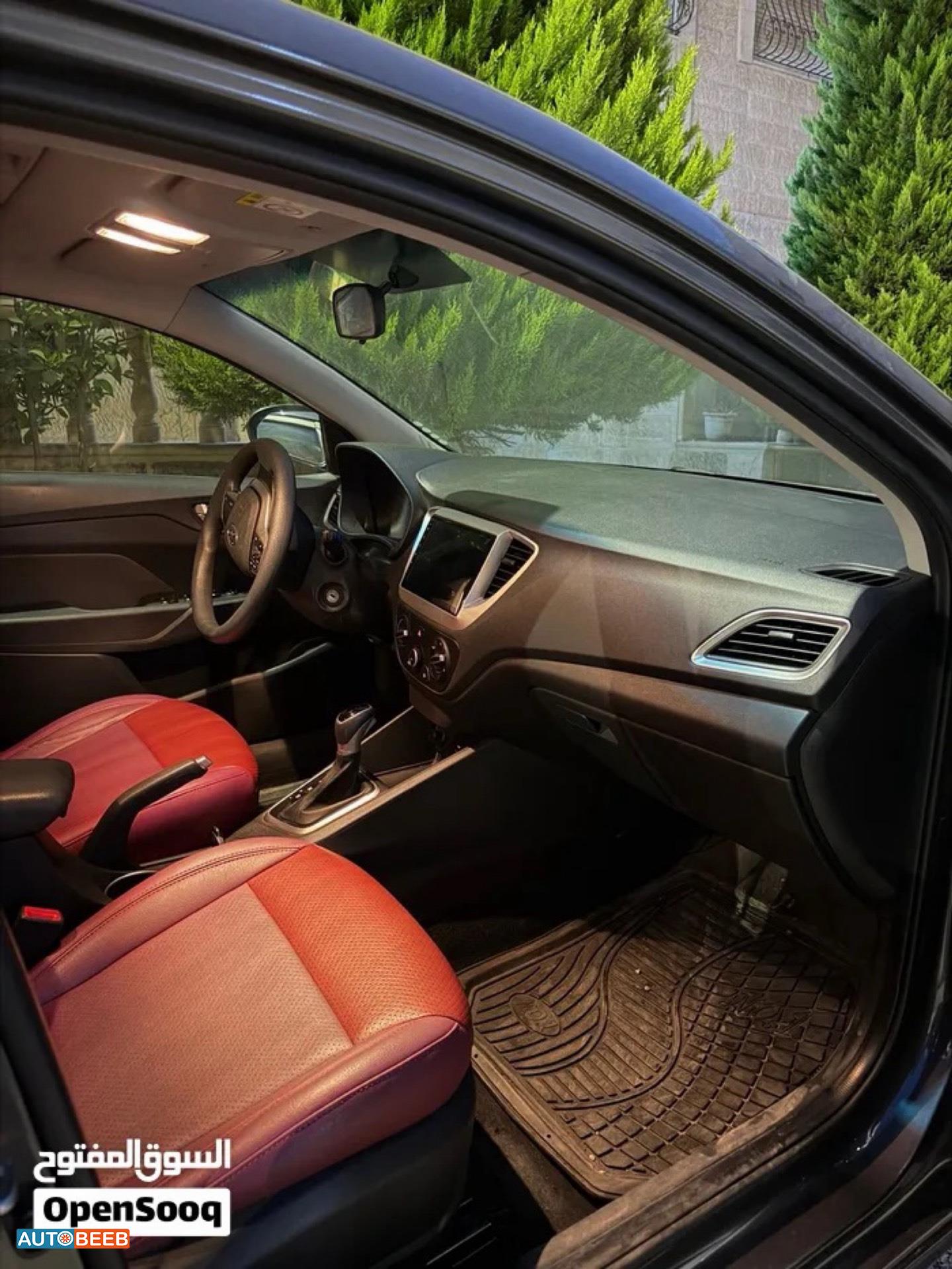Hyundai Accent 2023