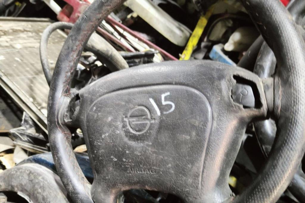 Cabin  Steering Wheel Opel Vectra