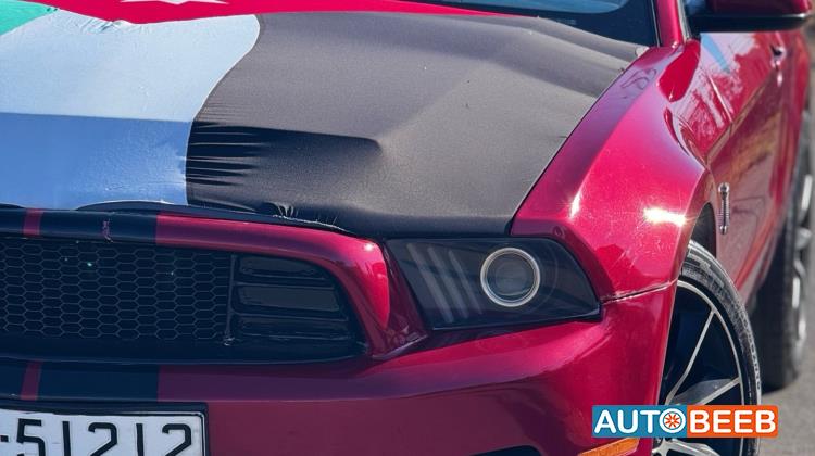 Ford Mustang 2011