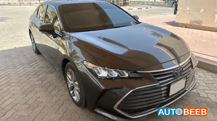 Toyota Avalon 2019