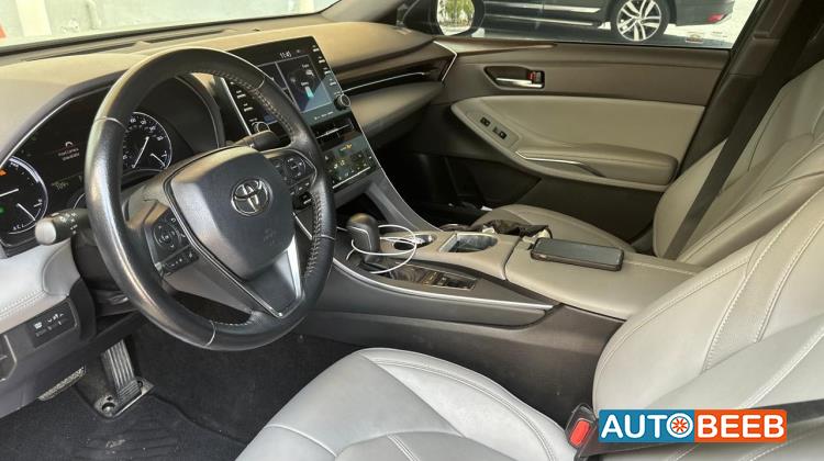 Toyota Avalon 2019