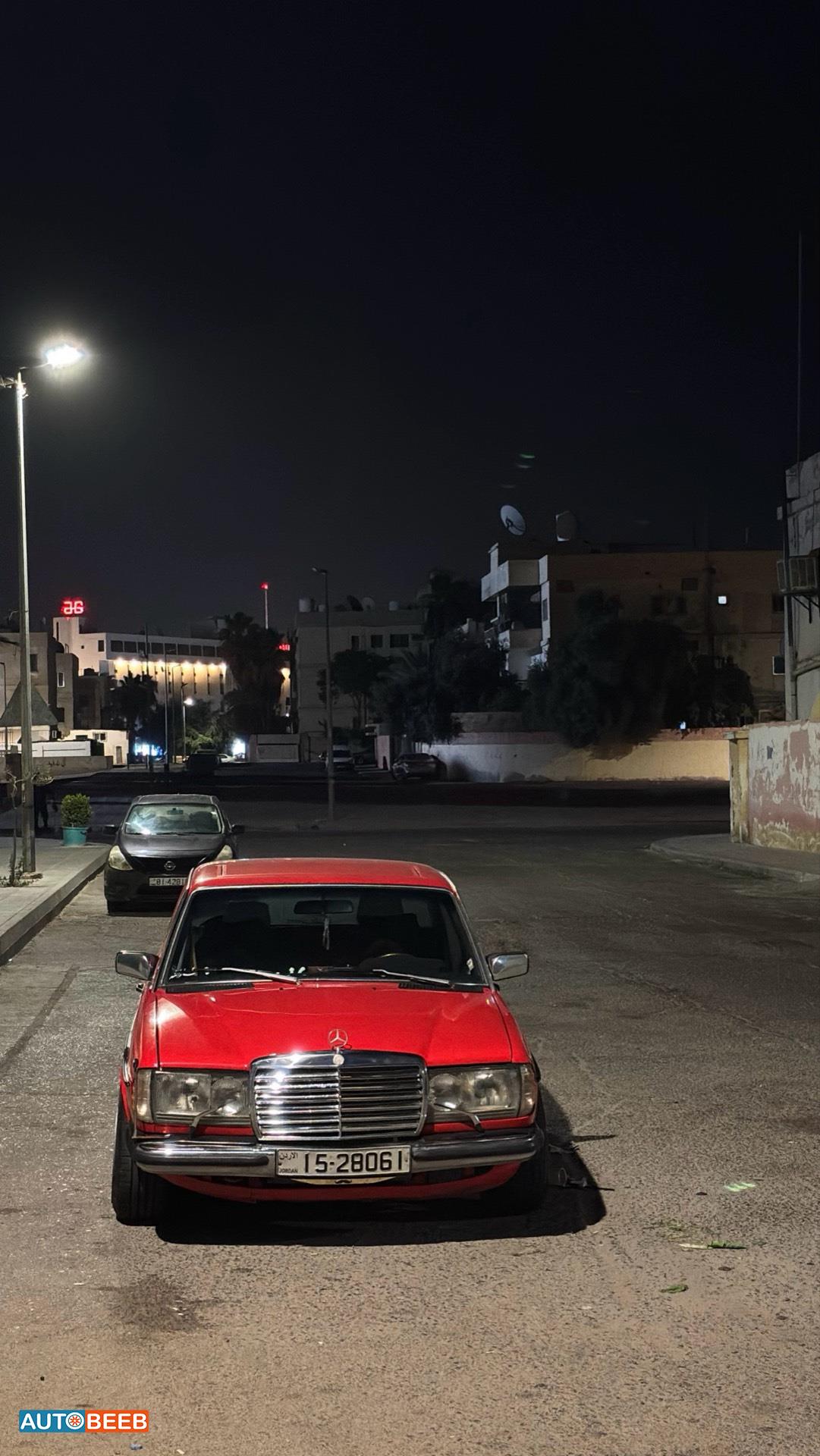 مرسيدس بنز E200 1982