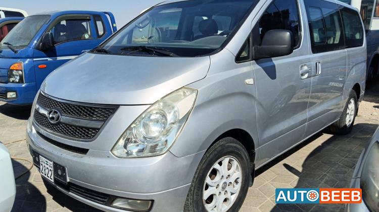 Minivan Hyundai 2008