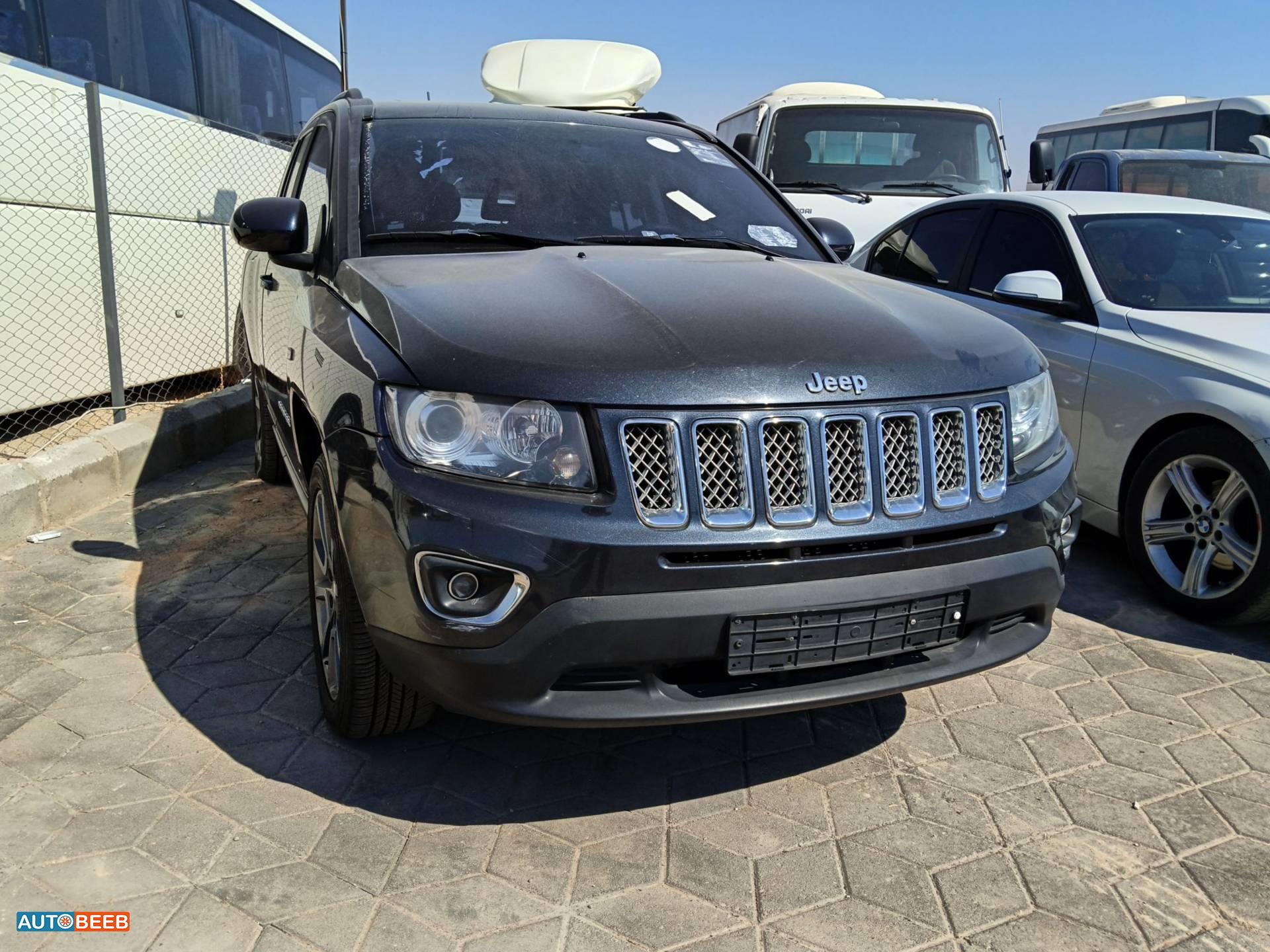 جيب كومباس 2014