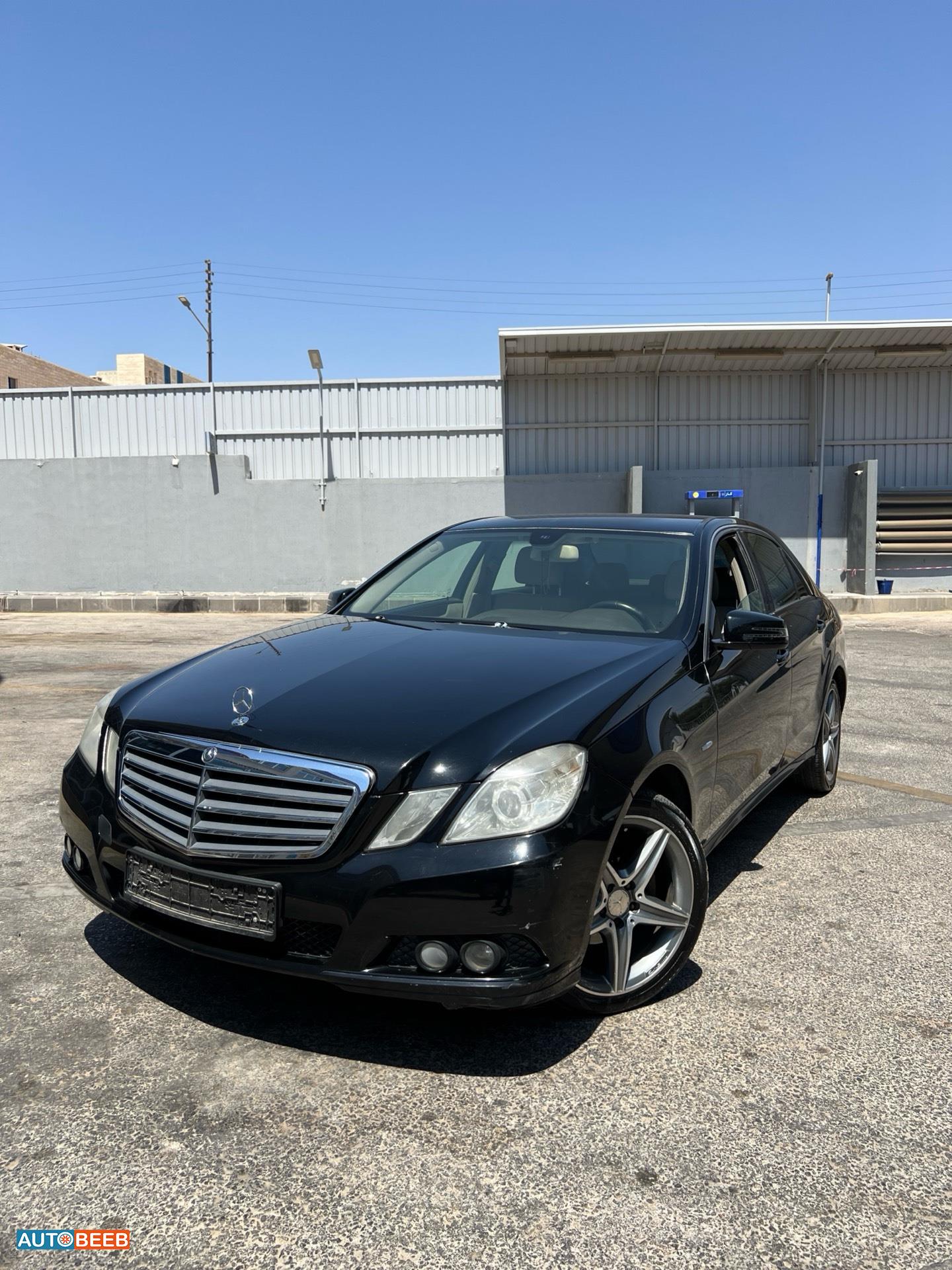 مرسيدس بنز E200 2011