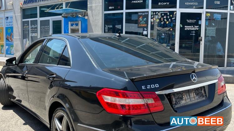 مرسيدس بنز E200 2011