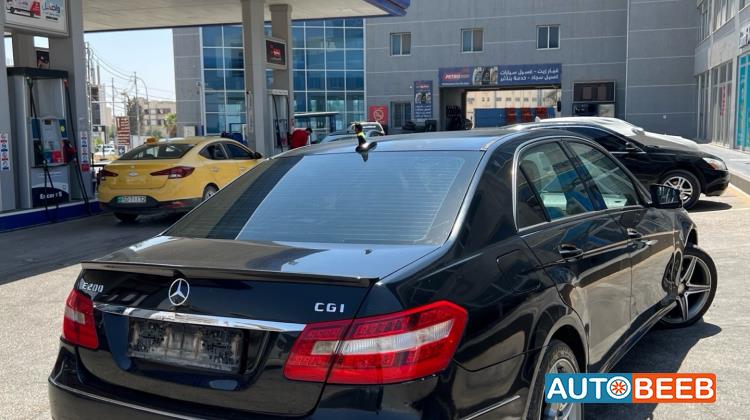 مرسيدس بنز E200 2011