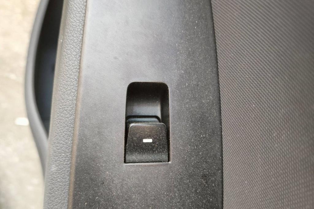 Cabin  Control buttons Hyundai Ioniq