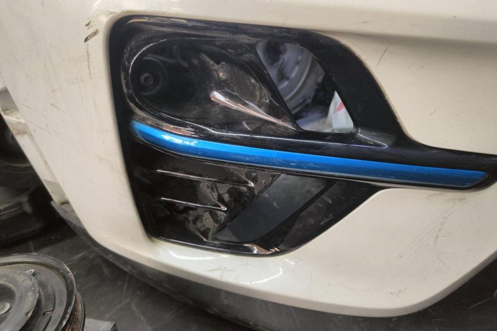 Body  Other KIA Niro