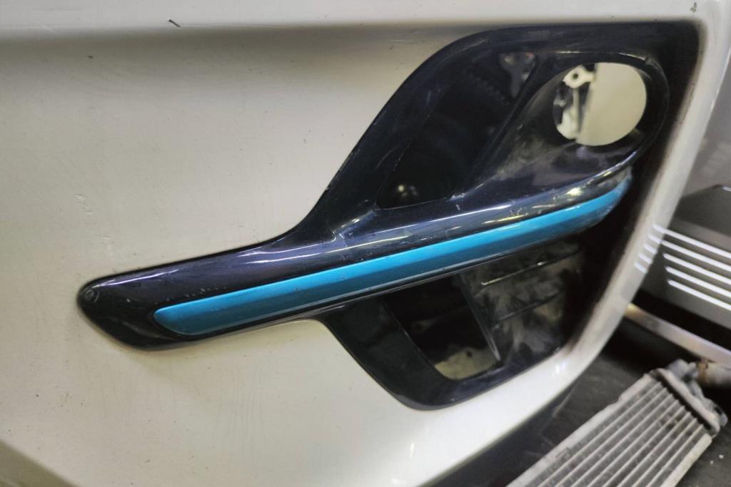 Body  Other KIA Niro