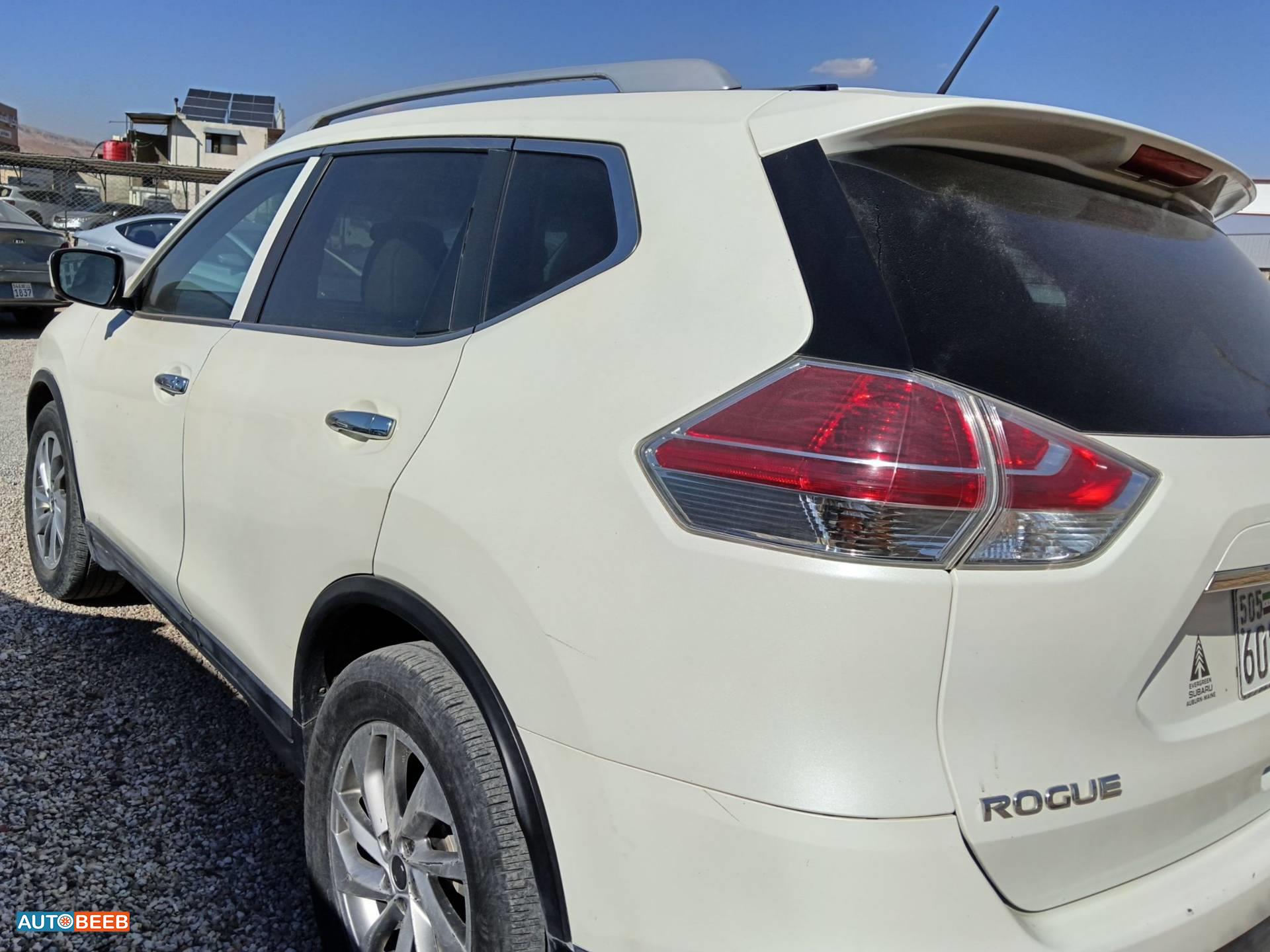 نيسان روج 2015