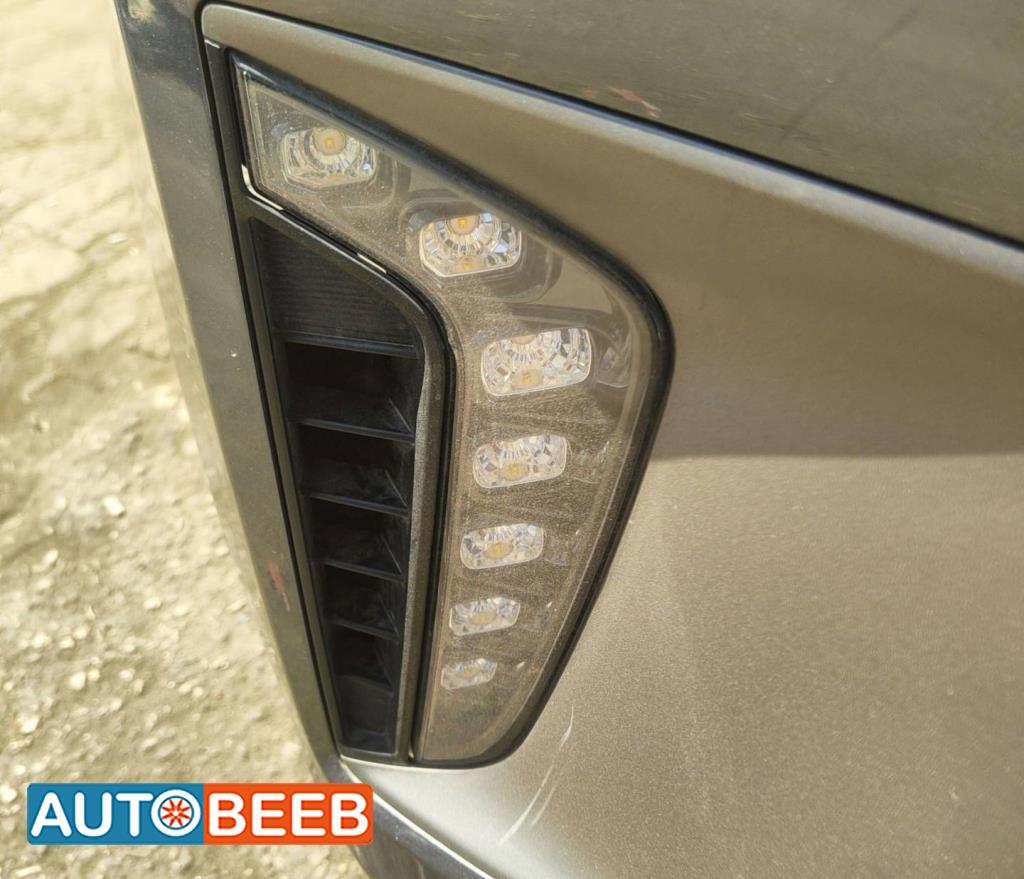 Lights Spotlight Hyundai Ioniq