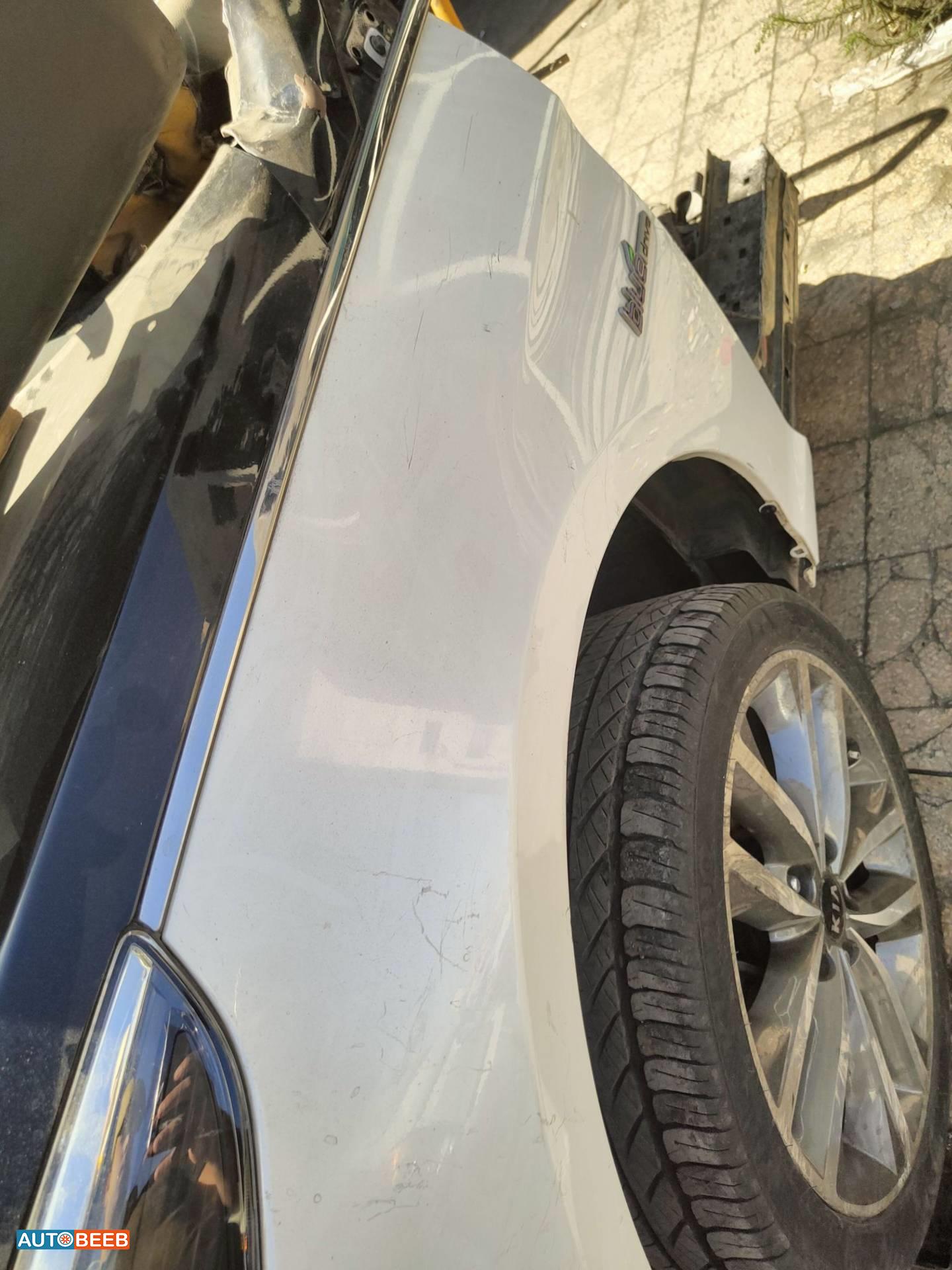Body  Fenders  Hyundai Sonata