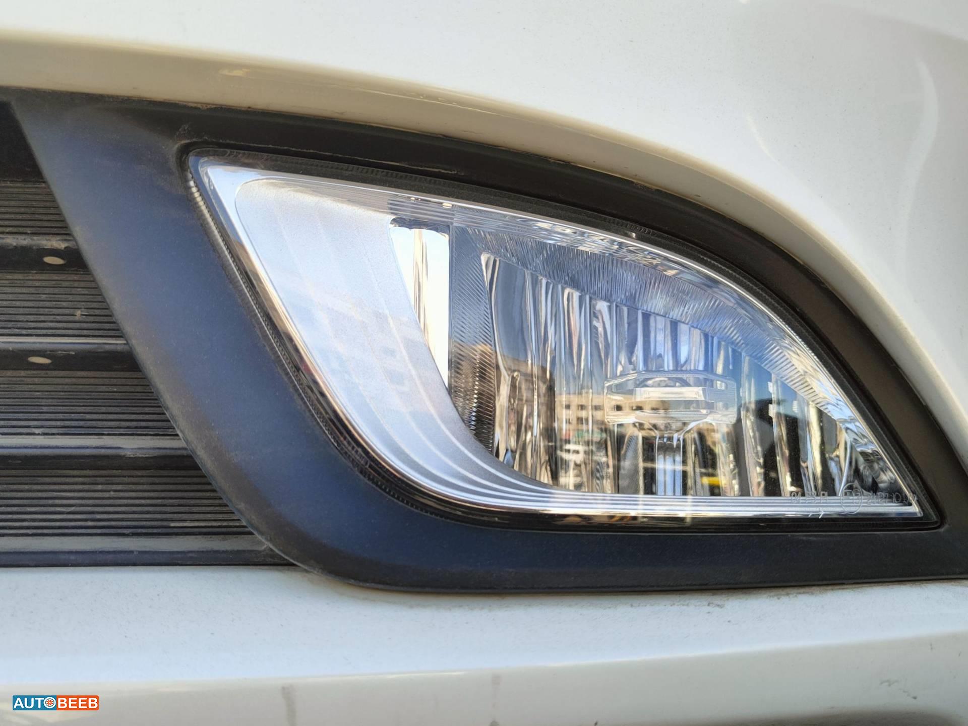 Lights Spotlight KIA Cerato