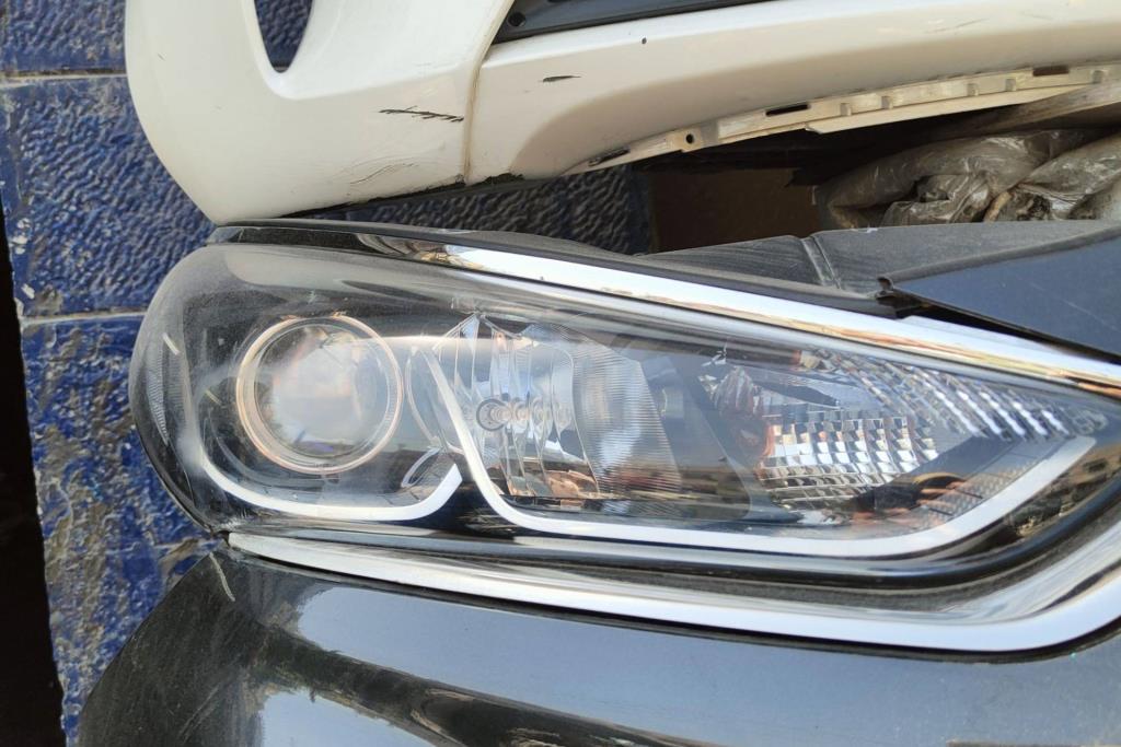 Lights Front light Hyundai Sonata