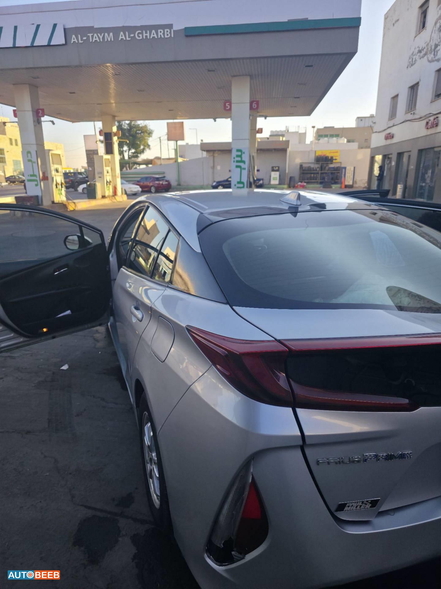 Toyota Prius 2018