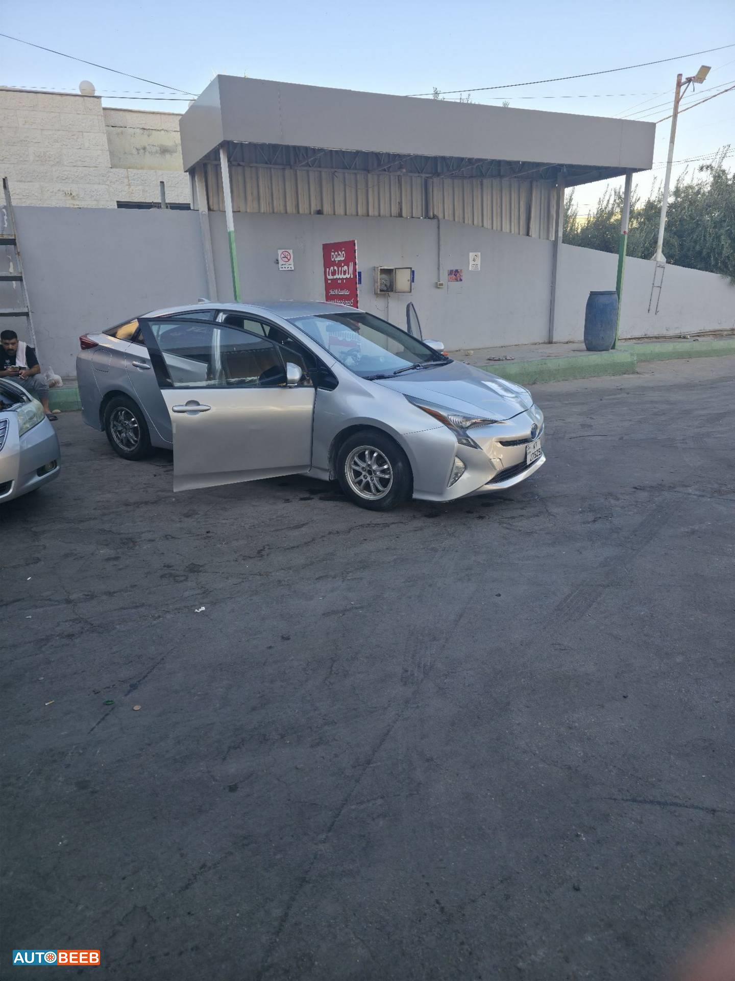 Toyota Prius 2018