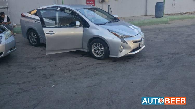 Toyota Prius 2018