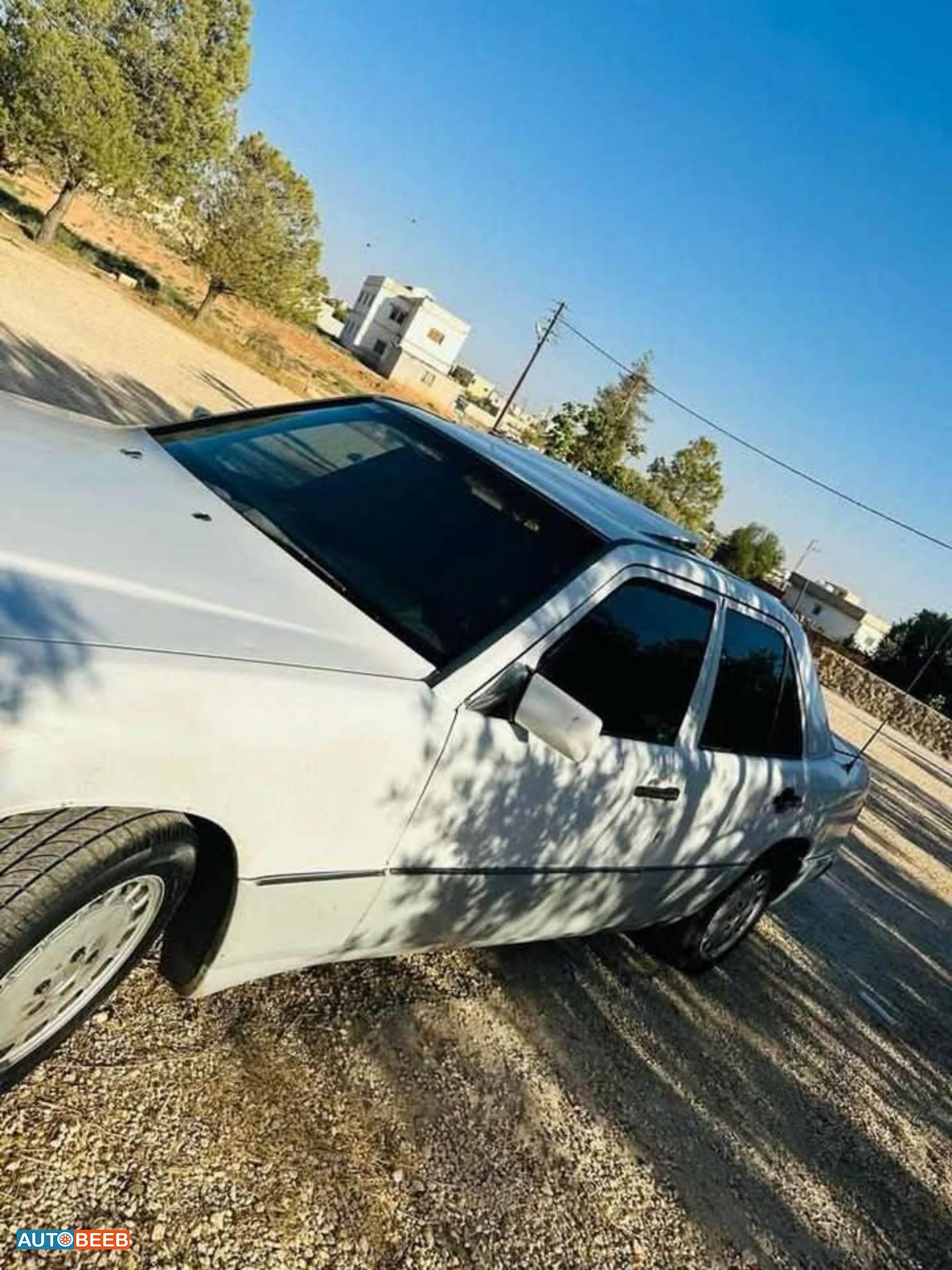 Mercedes Benz E200 1993