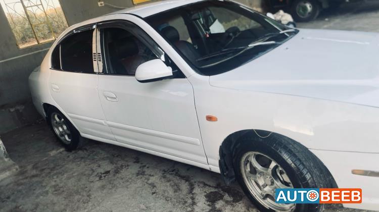 Hyundai Elantra 2004