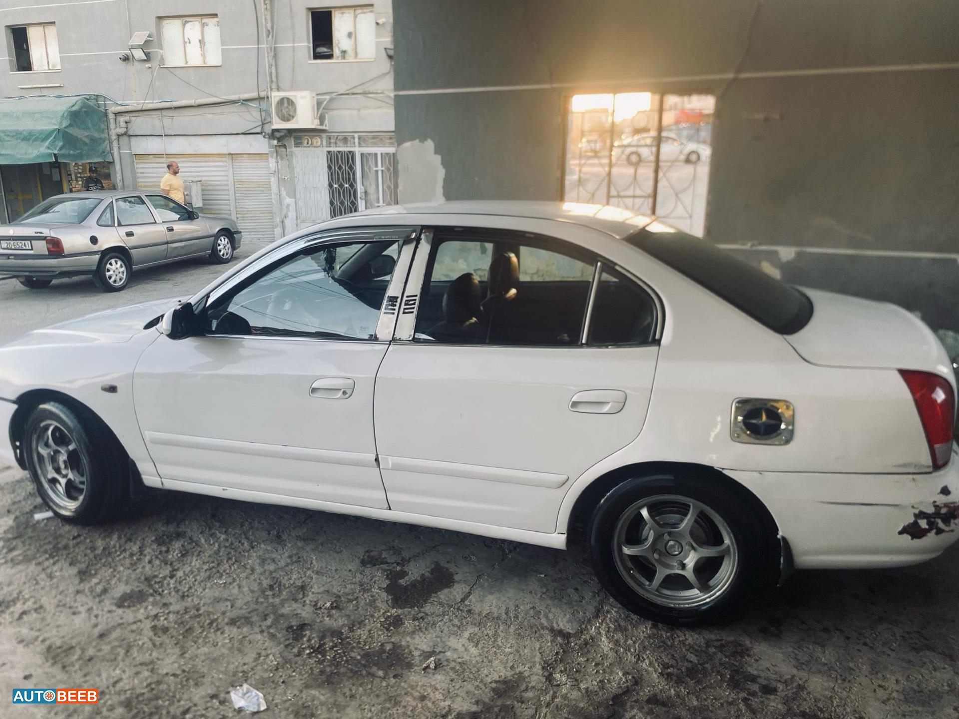 Hyundai Elantra 2004