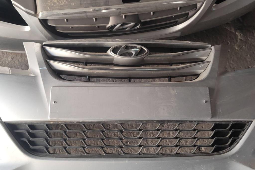 Body  Grilles Hyundai Avante