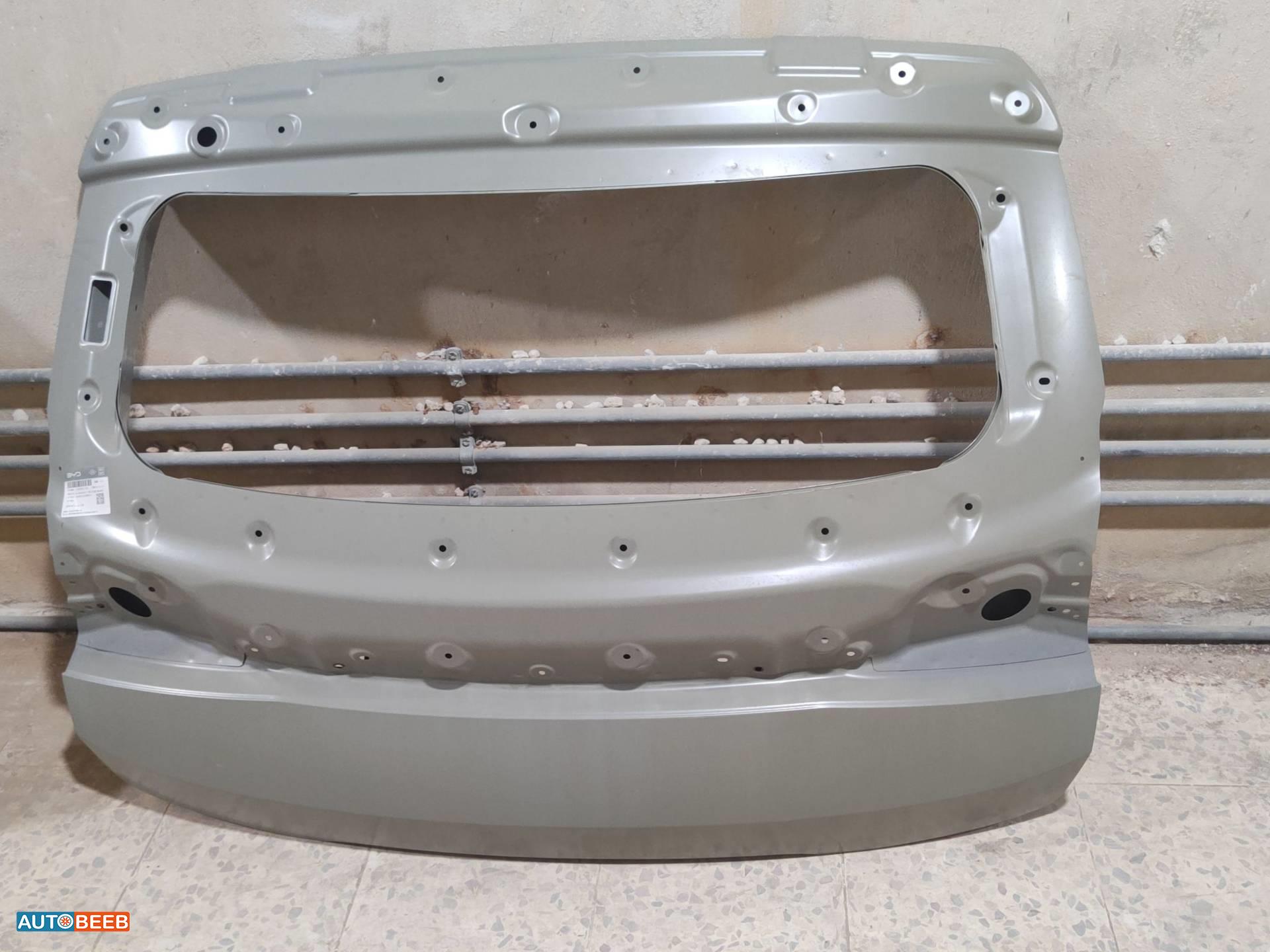 Body  Trunk BYD E2