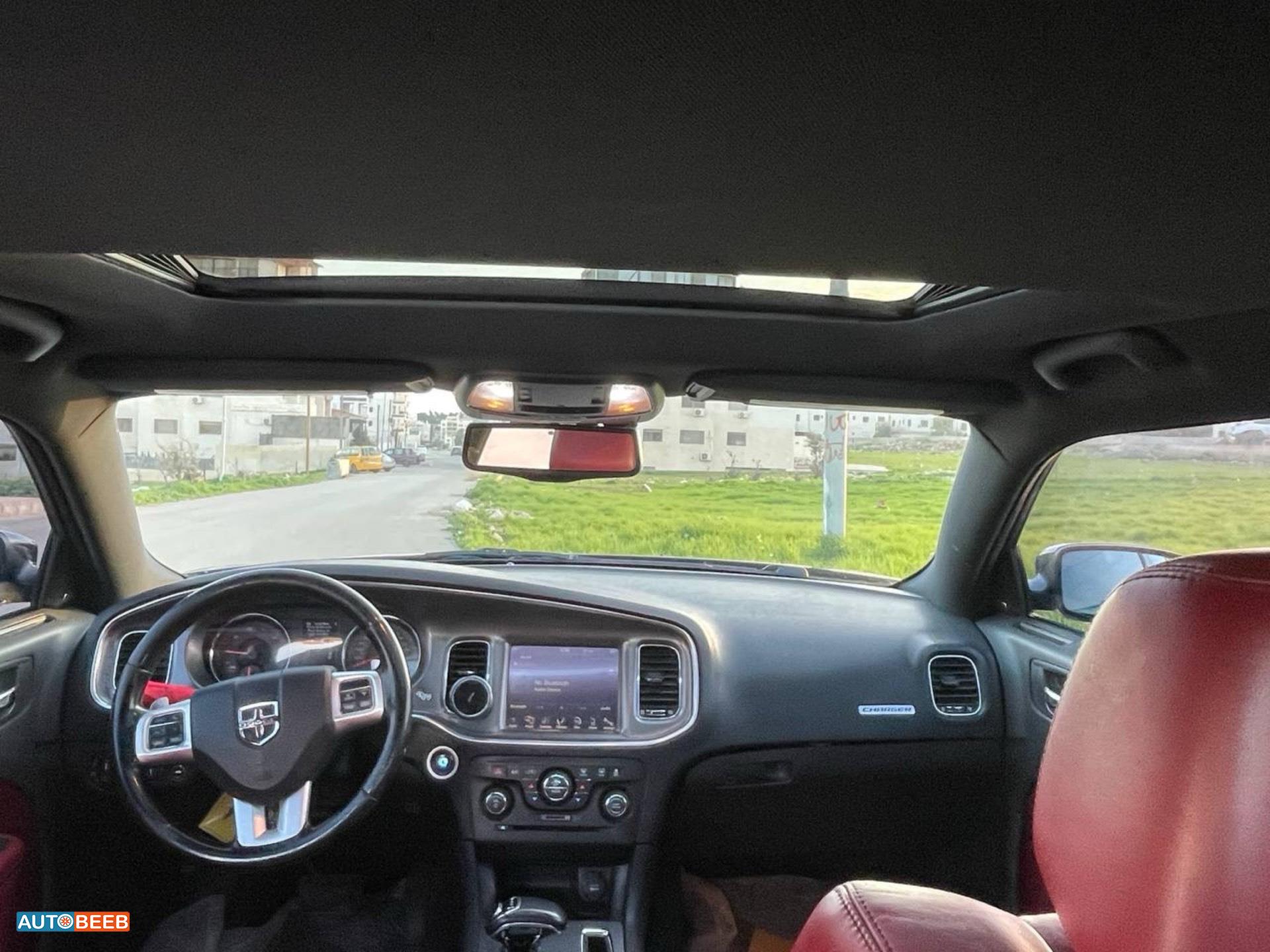 Dodge Charger 2012
