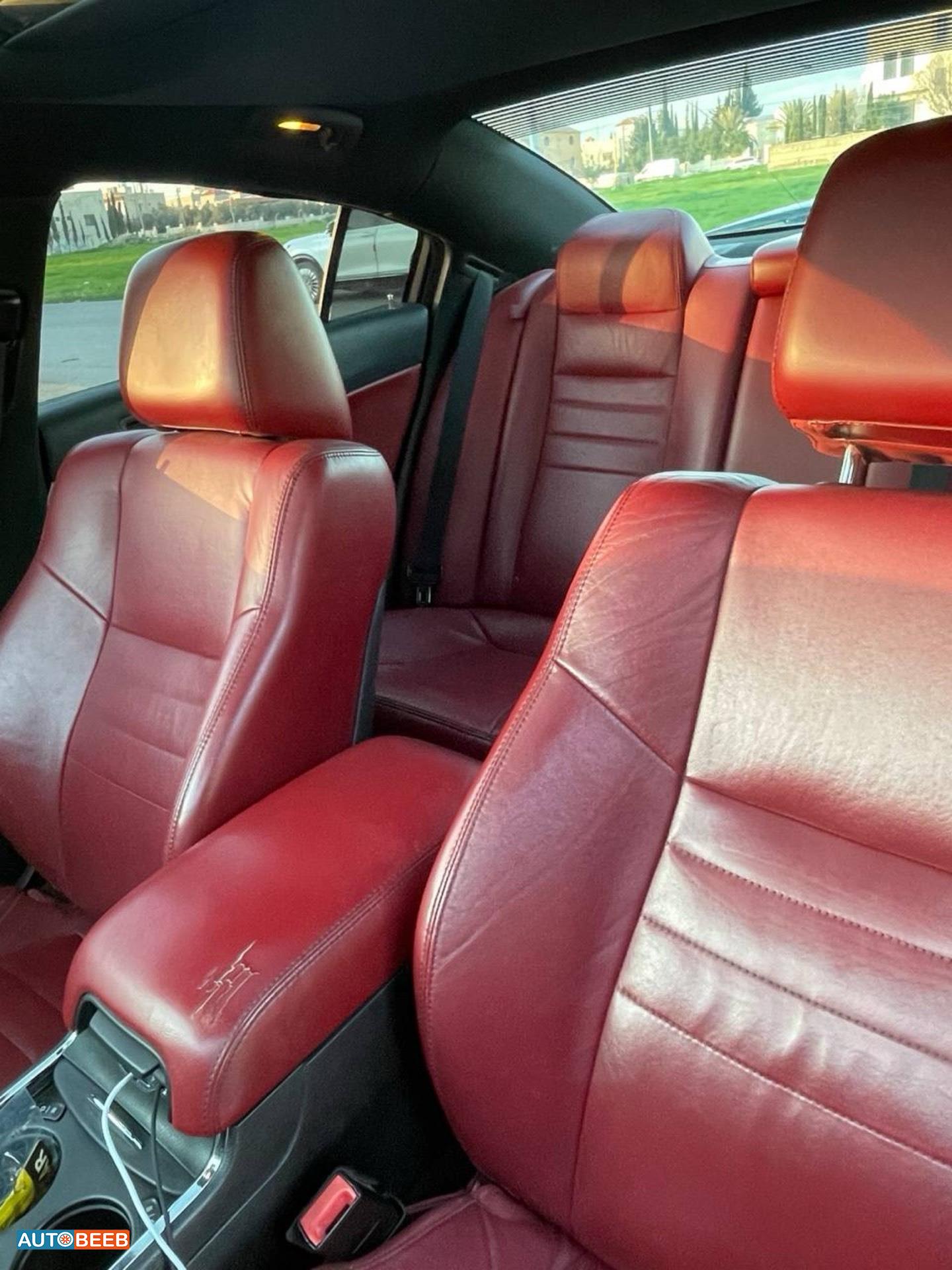 Dodge Charger 2012