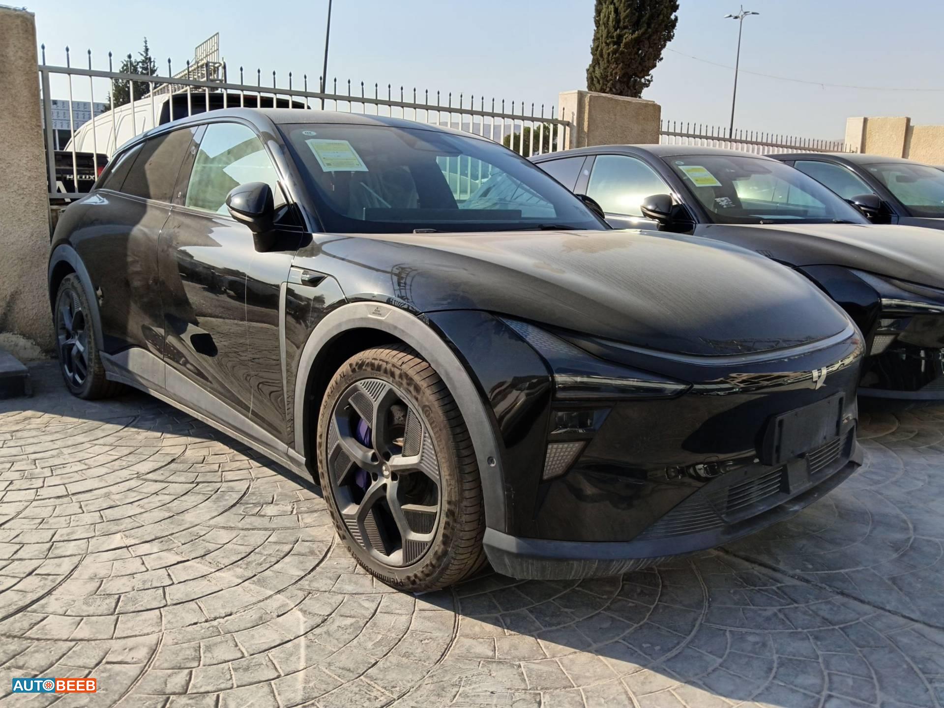 جيلي  2024