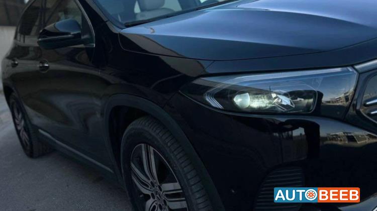مرسيدس بنز EQA250 2023