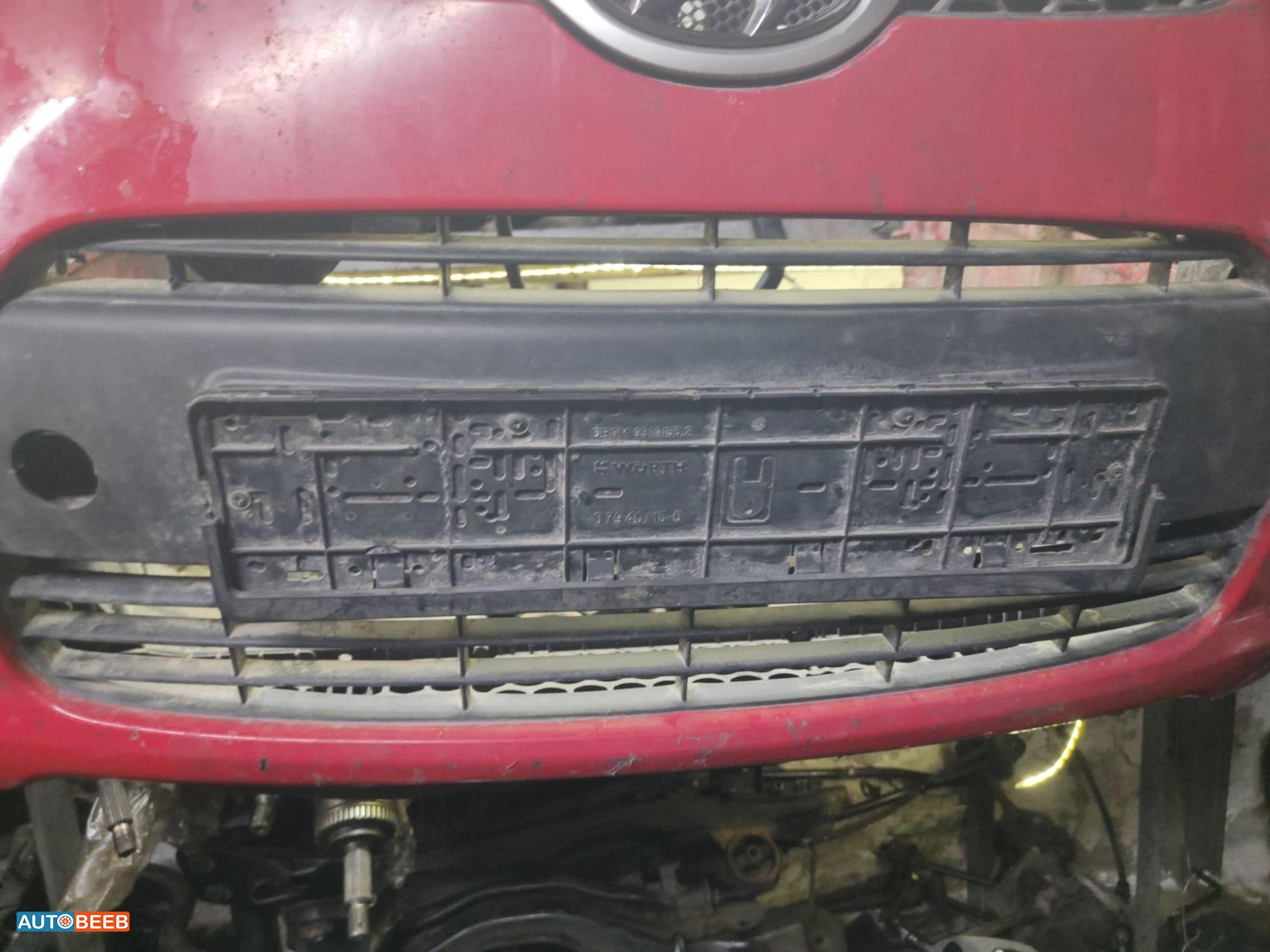 Body  Grilles Hyundai i10
