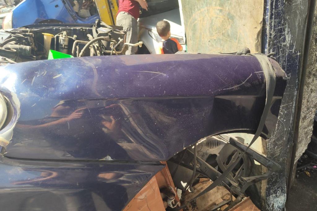 Body  Fenders  KIA Sephia