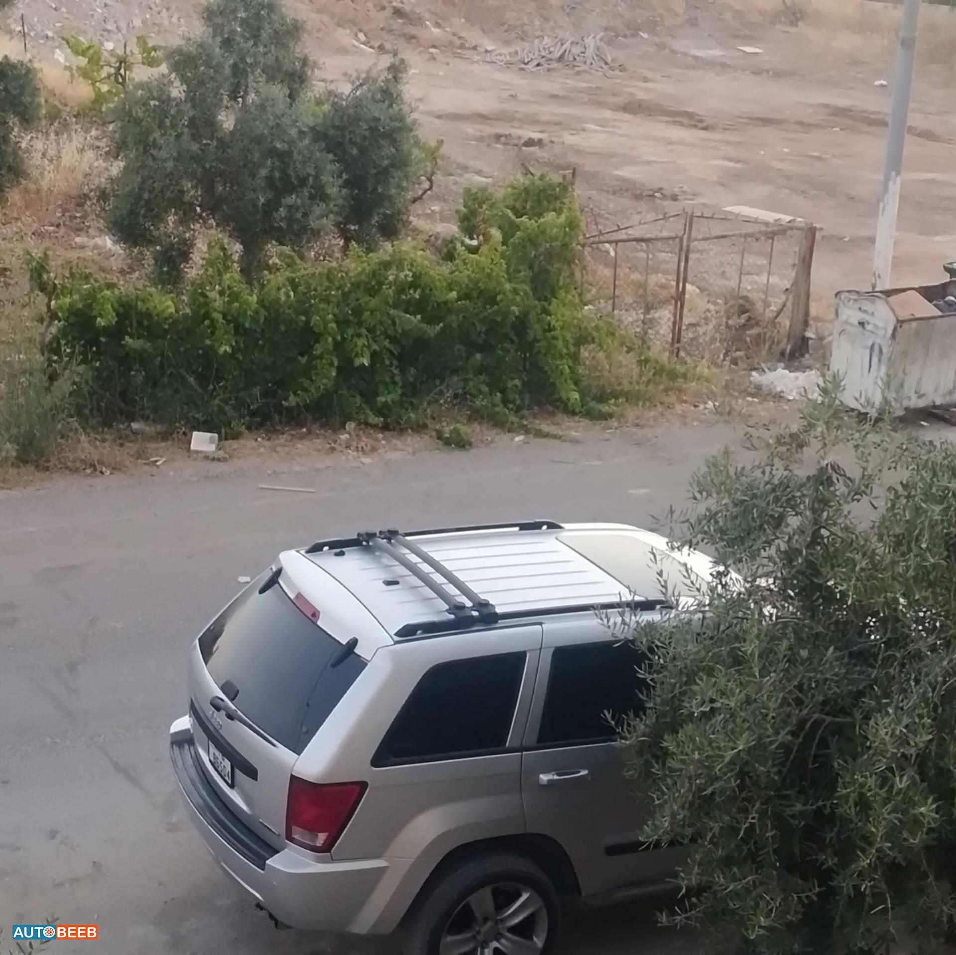 جيب جراند شيروكي 2008