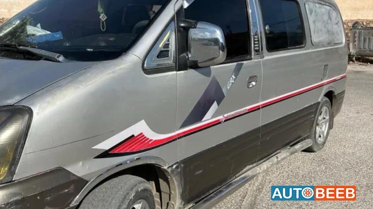 Minibus Hyundai 2006