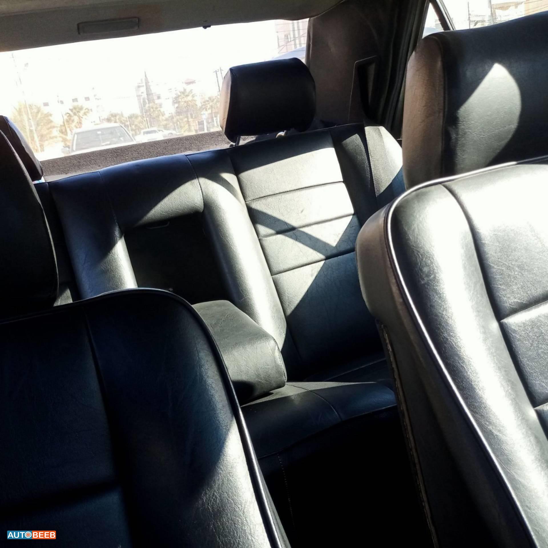 Mercedes Benz E200 1987