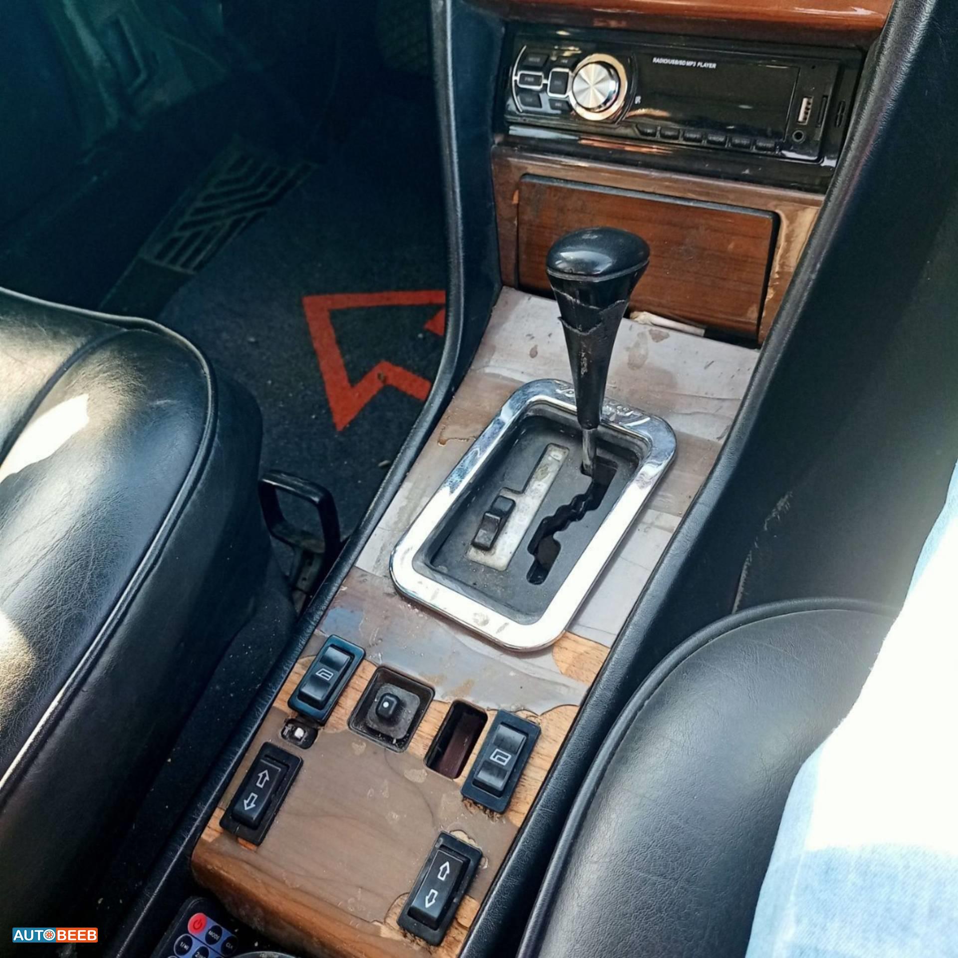 Mercedes Benz E200 1987