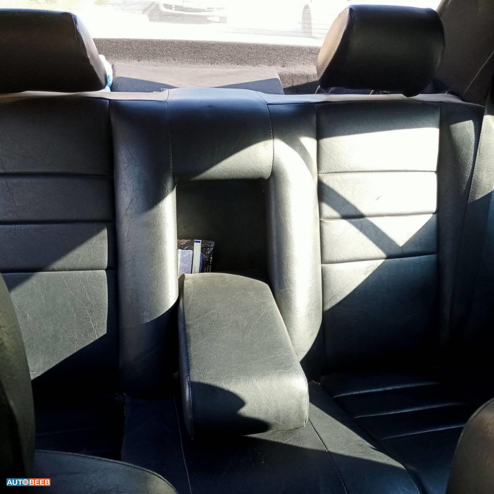 Mercedes Benz E200 1987