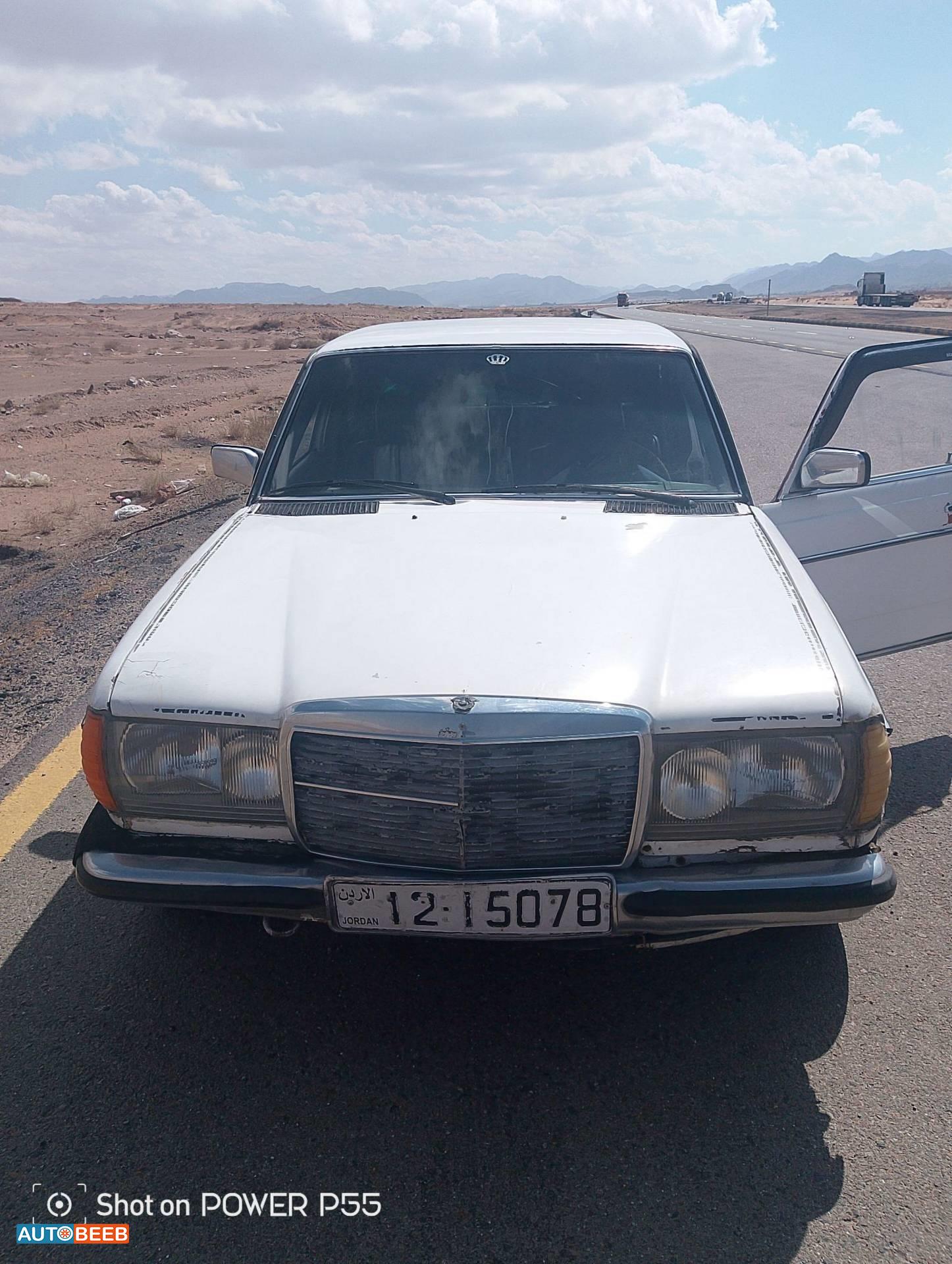مرسيدس بنز C240 1979
