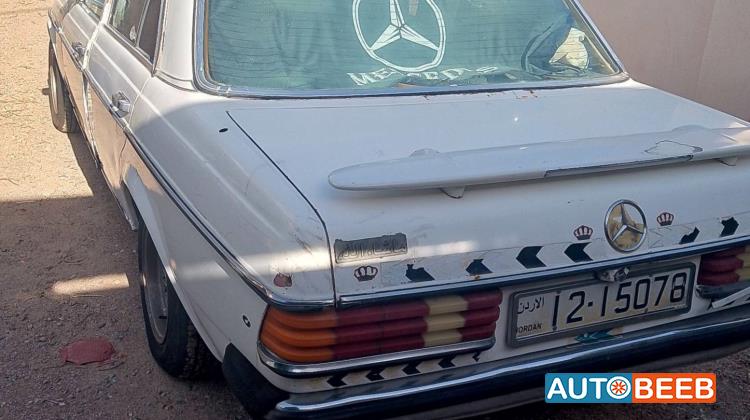 مرسيدس بنز C240 1979
