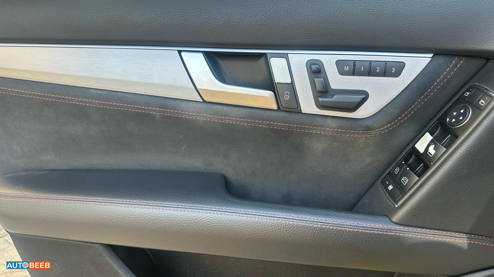 Mercedes Benz C250 2014