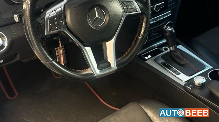 Mercedes Benz C250 2014