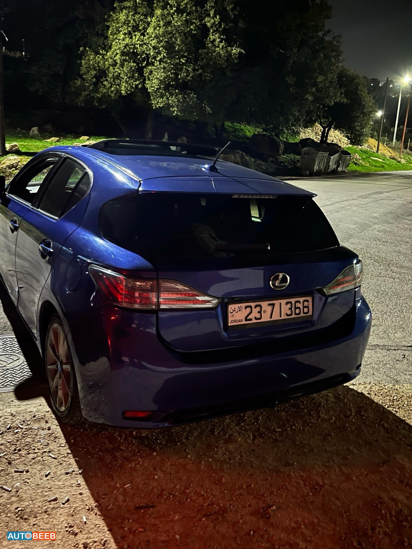 Lexus CT200 2012