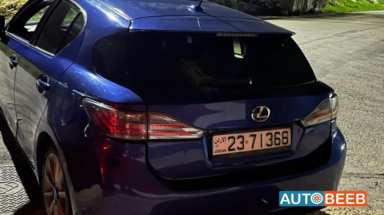 Lexus CT200 2012