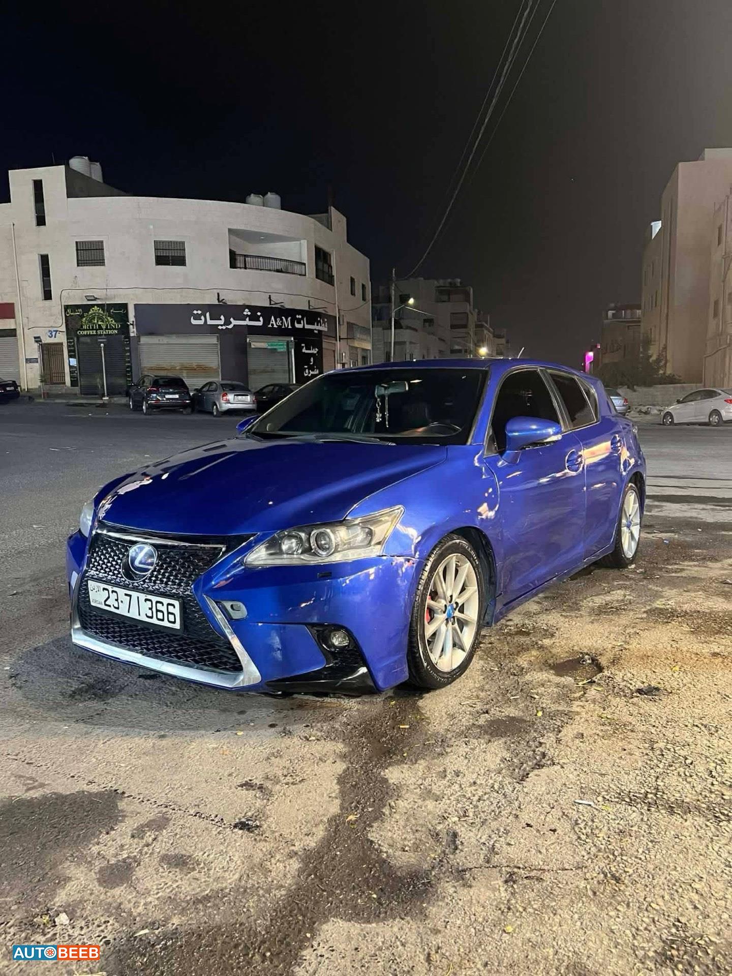 Lexus CT200 2012