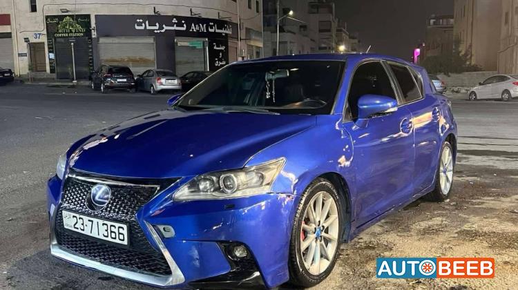 Lexus CT200 2012