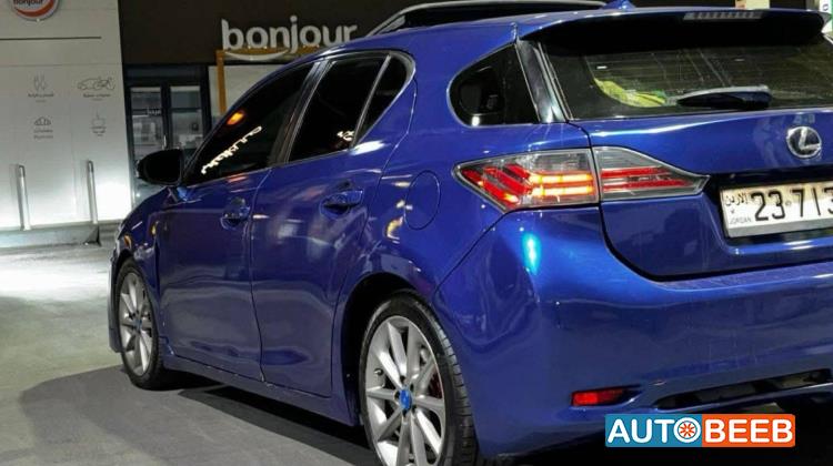 Lexus CT200 2012